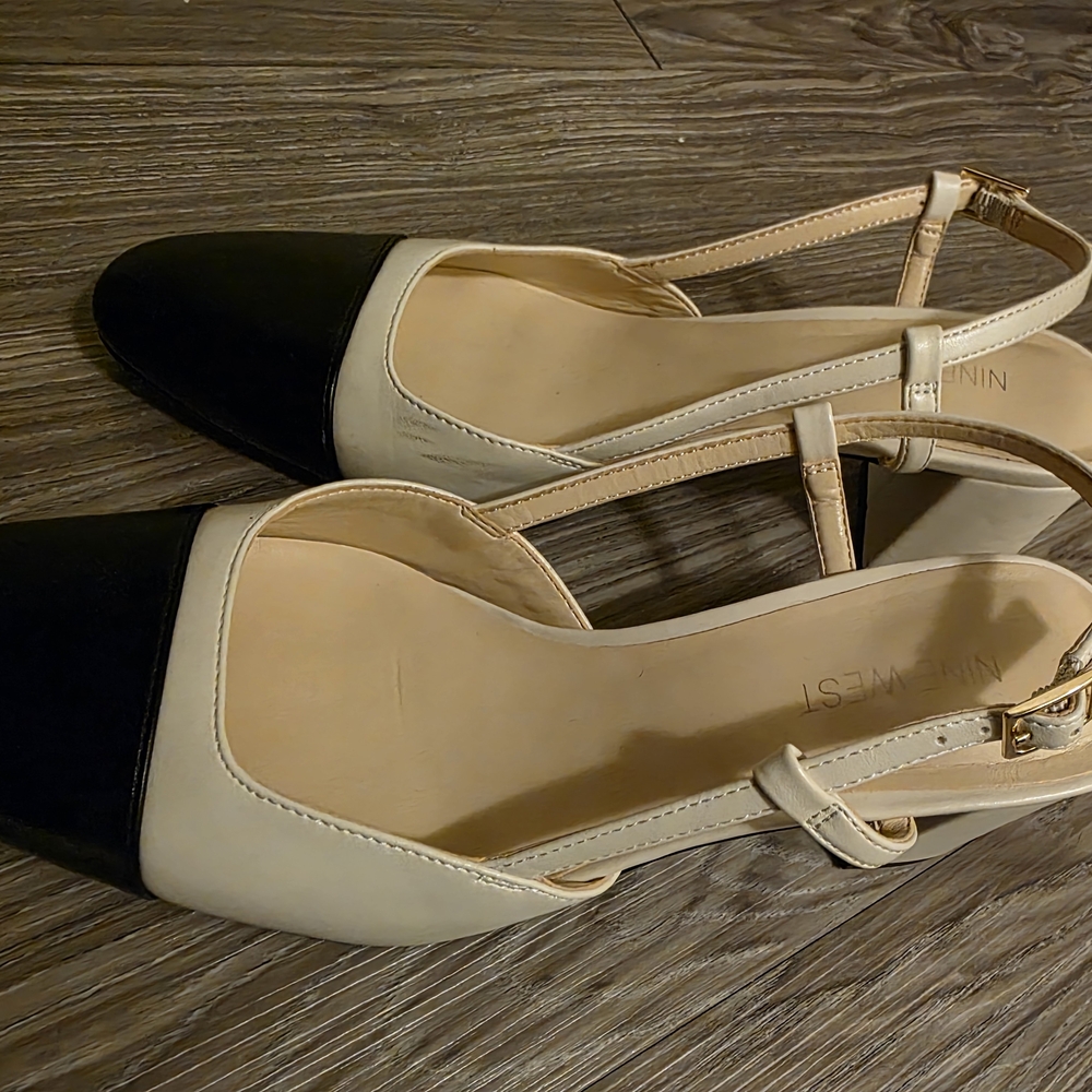Nine West Women's Black and Cream T-Strap Heels